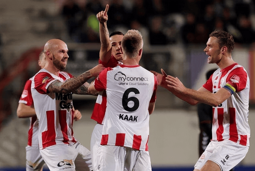 费上具备一 费上具备一